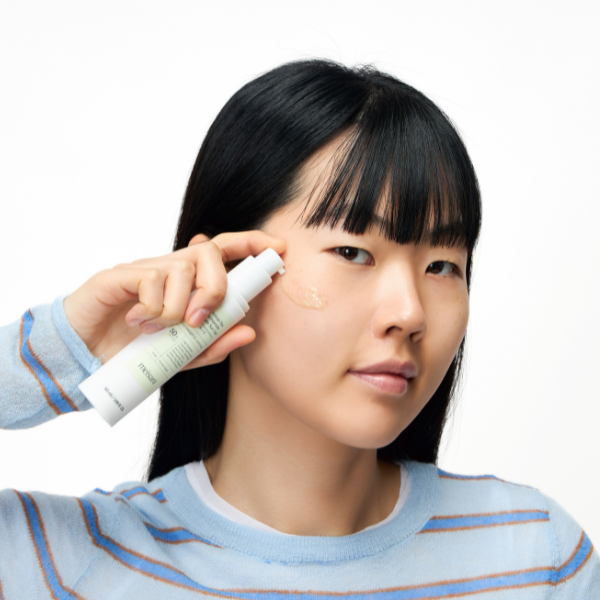 Luminosi-tea Niacinamide Capsule Sun Gel SPF50